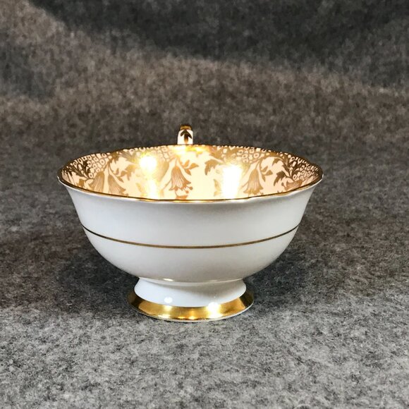 Paragon Double Warrant Vintage Gold Overlay Peach Cup, Collector's Item - Picture 7 of 8